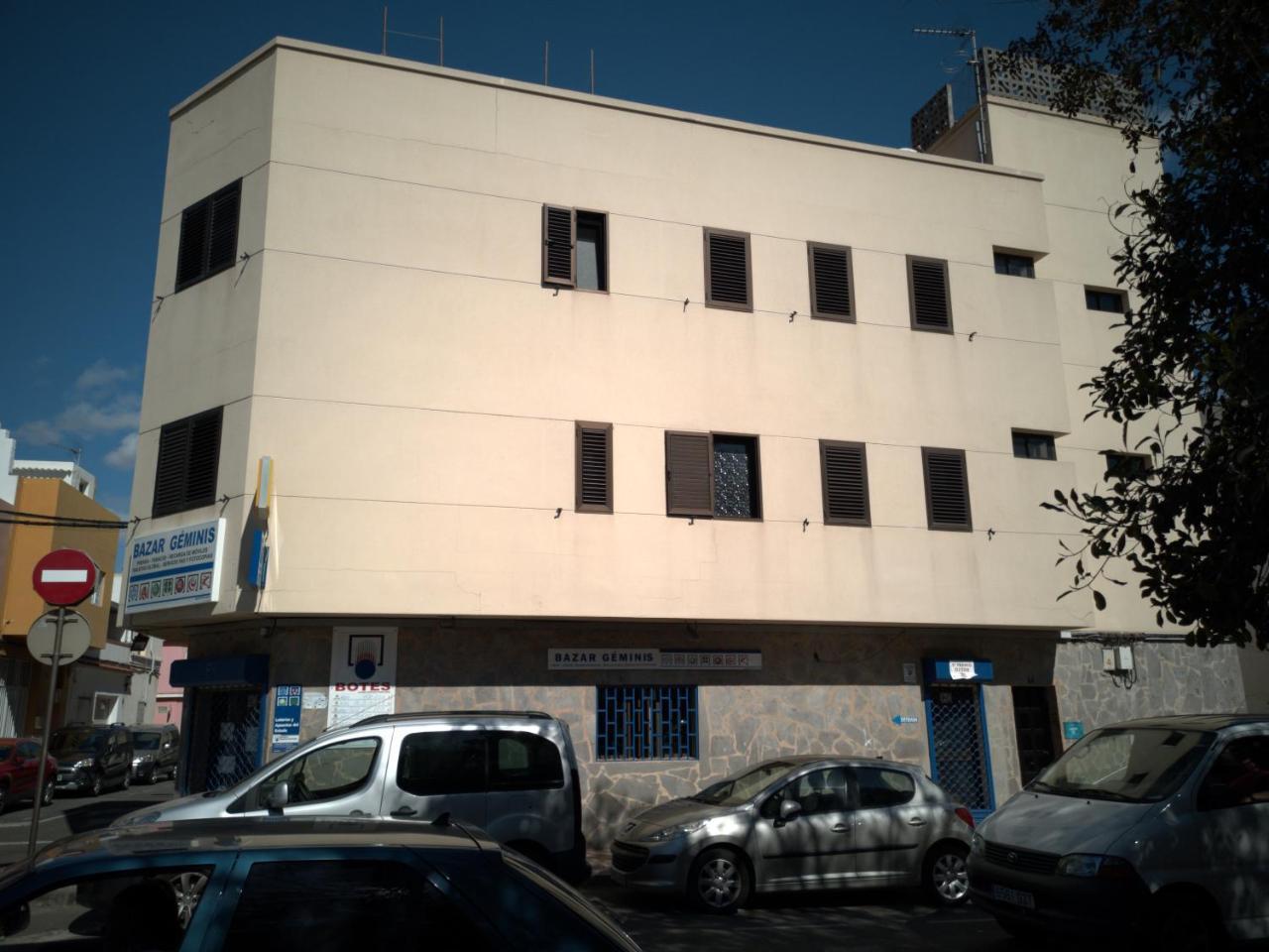 Union 64 Apartment Vecindario  Exterior photo